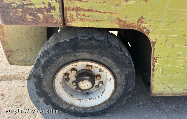 image for item EK8955 Clark C500Y30 forklift