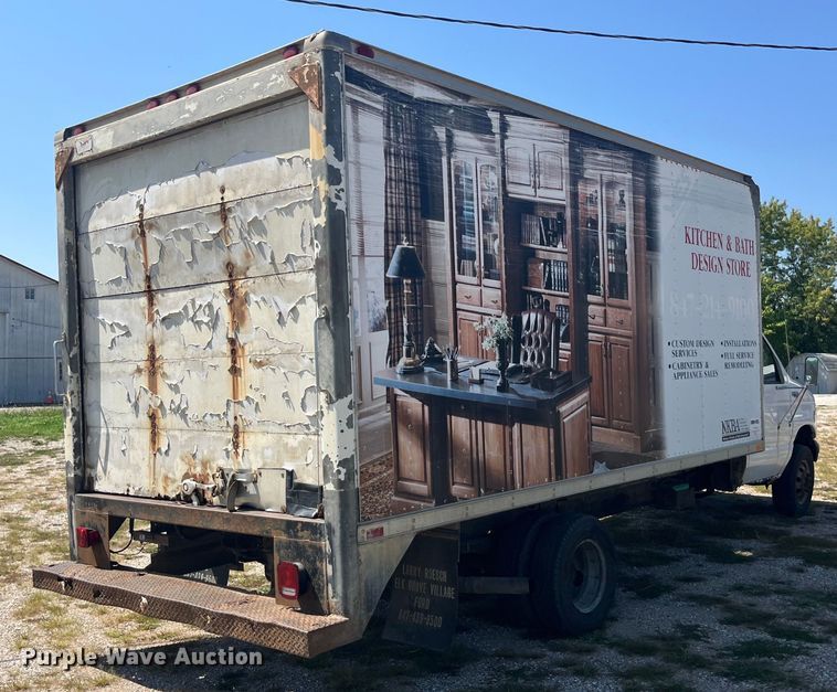 image for item EK8971 2002 Ford E450 Super Duty box truck