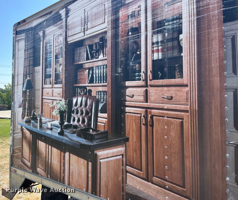 image for item EK8971 2002 Ford E450 Super Duty box truck