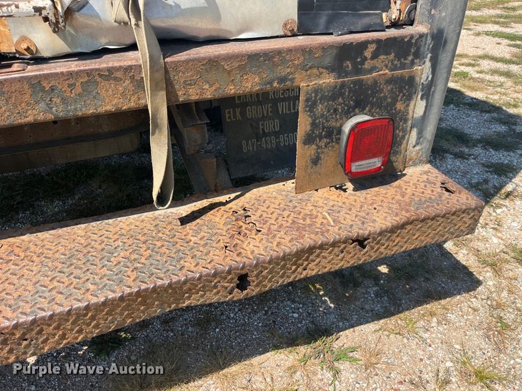 image for item EK8971 2002 Ford E450 Super Duty box truck