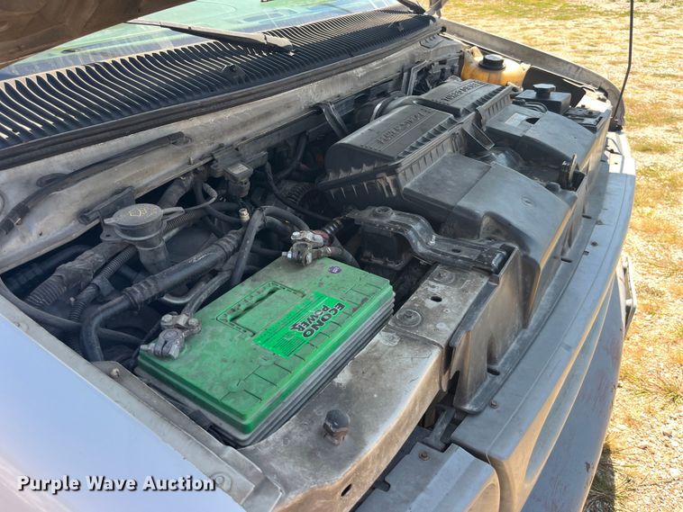 image for item EK8971 2002 Ford E450 Super Duty box truck