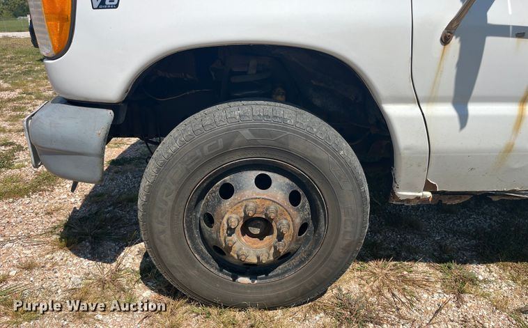 image for item EK8971 2002 Ford E450 Super Duty box truck