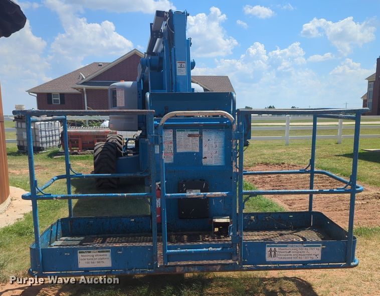 image for item EQ2006 2006 Genie Z60/34 boom lift