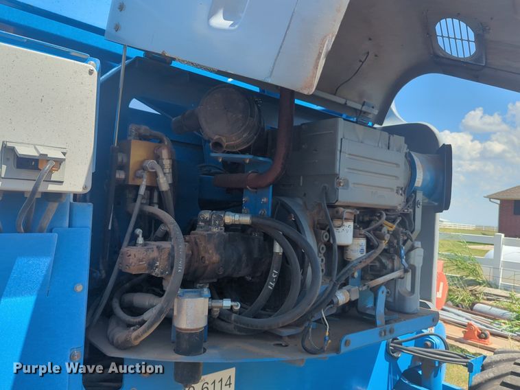 image for item EQ2006 2006 Genie Z60/34 boom lift