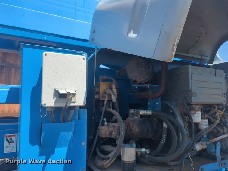 image for item EQ2006 2006 Genie Z60/34 boom lift