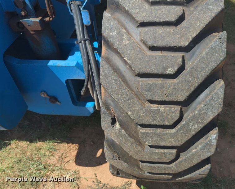 image for item EQ2006 2006 Genie Z60/34 boom lift