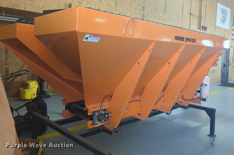 image for item EQ2024 Monroe salt spreader