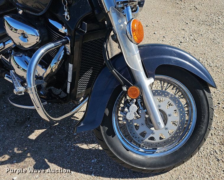 image for item IO9985 2006 Suzuki  C50T Boulevard  motorcycle