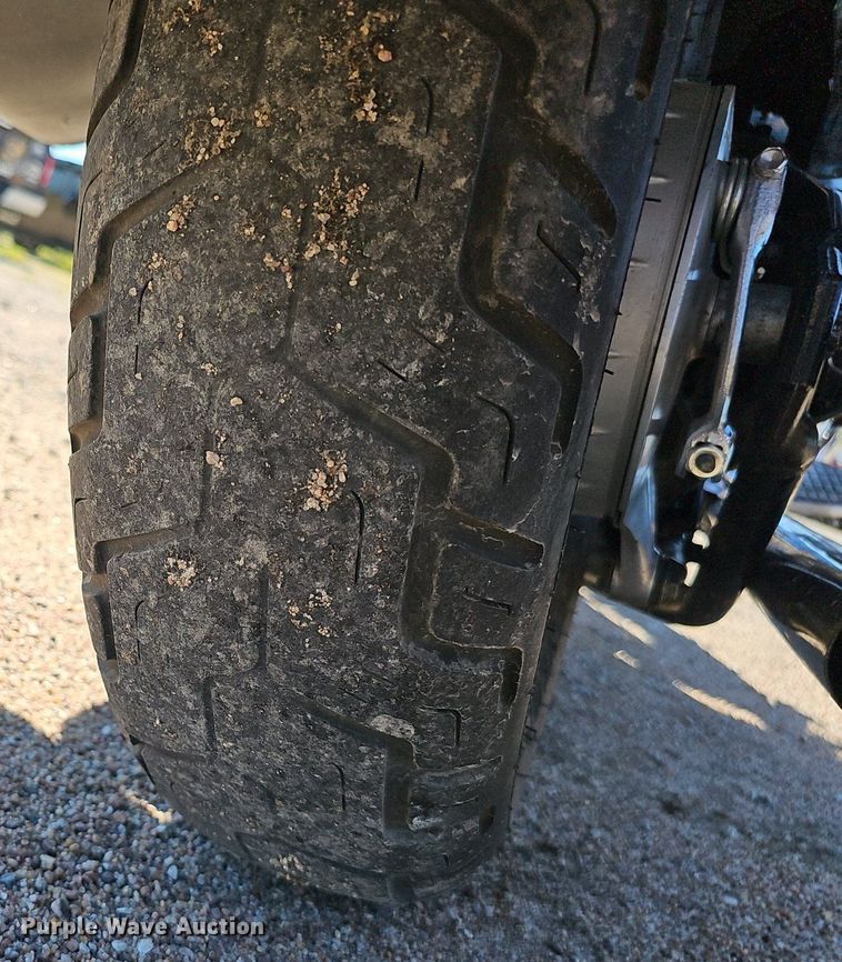 image for item IO9985 2006 Suzuki  C50T Boulevard  motorcycle