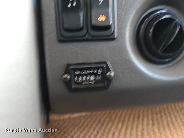 image for item IO9993 2003 Southwind  Workhorse Fleetwood RV