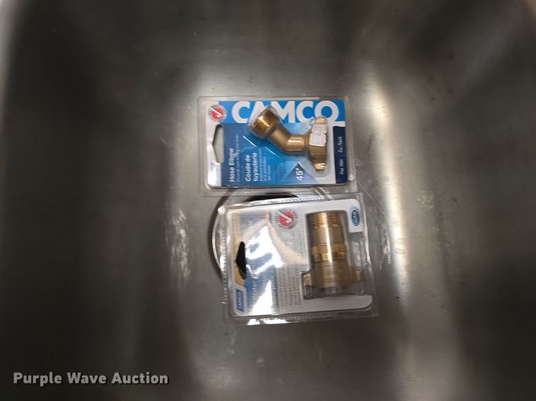 image for item IO9993 2003 Southwind  Workhorse Fleetwood RV