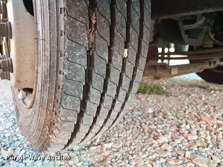 image for item IO9993 2003 Southwind  Workhorse Fleetwood RV