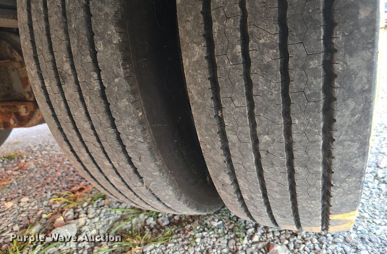 image for item IO9993 2003 Southwind  Workhorse Fleetwood RV