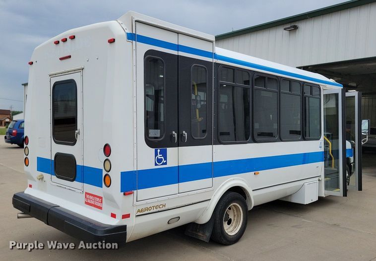 image for item KA9889 2010 Ford Eldorado E450 Super Duty Aerotech shuttle bus