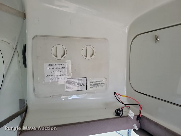 image for item KA9889 2010 Ford Eldorado E450 Super Duty Aerotech shuttle bus