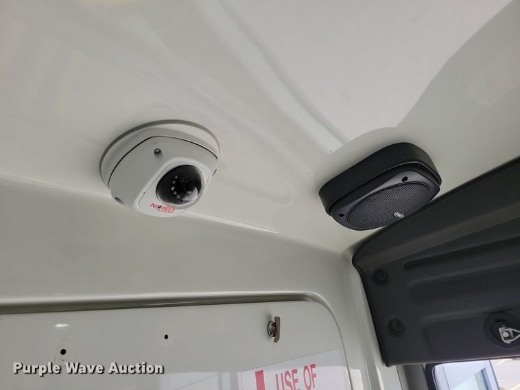 image for item KA9889 2010 Ford Eldorado E450 Super Duty Aerotech shuttle bus
