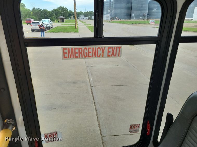 image for item KA9889 2010 Ford Eldorado E450 Super Duty Aerotech shuttle bus