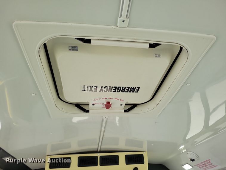 image for item KA9889 2010 Ford Eldorado E450 Super Duty Aerotech shuttle bus
