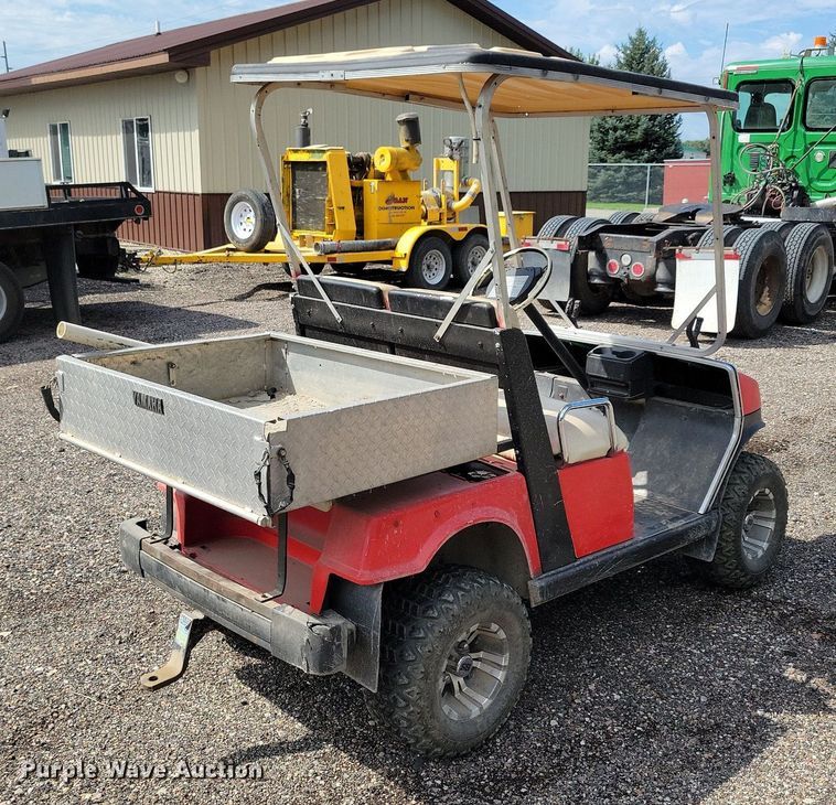 image for item KA9890 Yamaha golf cart