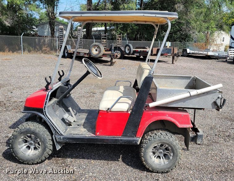 image for item KA9890 Yamaha golf cart