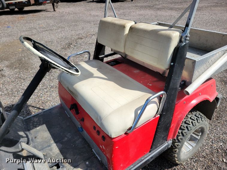 image for item KA9890 Yamaha golf cart