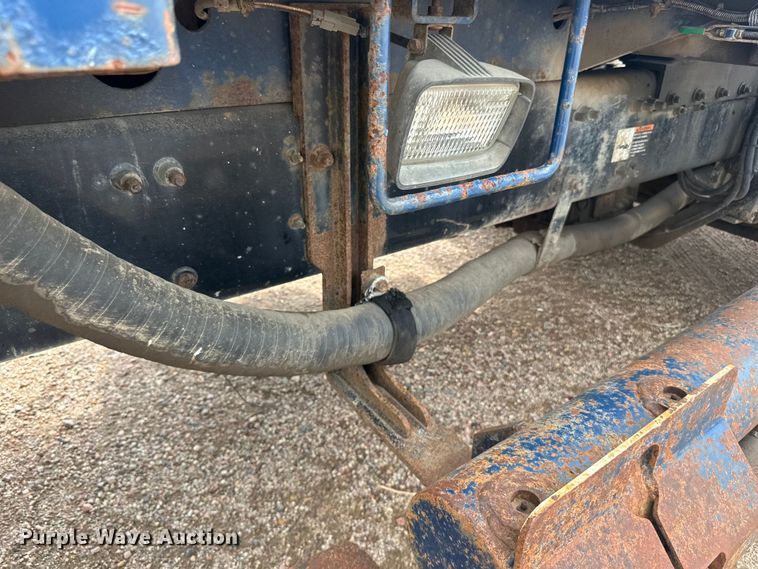 image for item LR9429 2006 Sterling Condor refuse truck