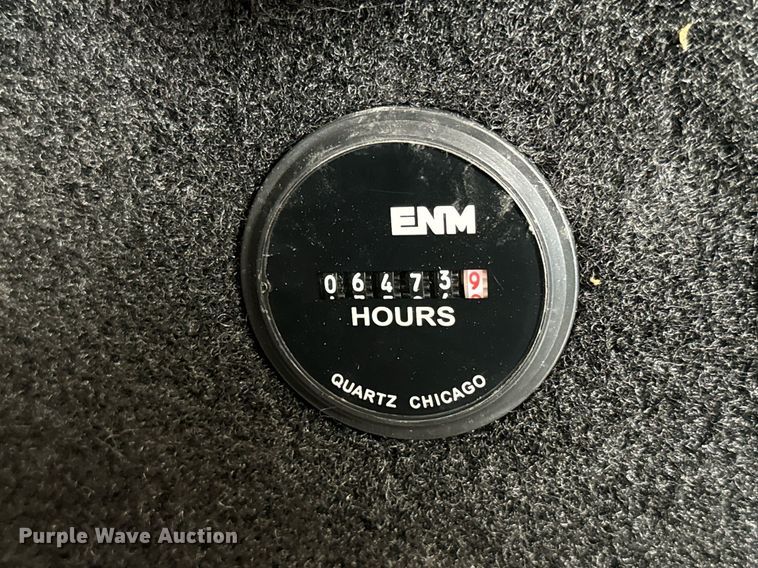 image for item MV9031 2005 GMC C5500 delivery truck