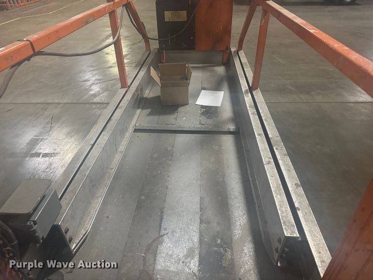 image for item MV9033 JLG 1930ES scissor lift