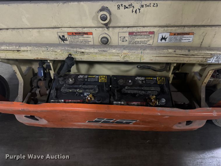 image for item MV9033 JLG 1930ES scissor lift