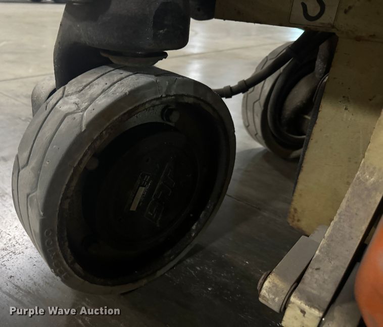 image for item MV9033 JLG 1930ES scissor lift