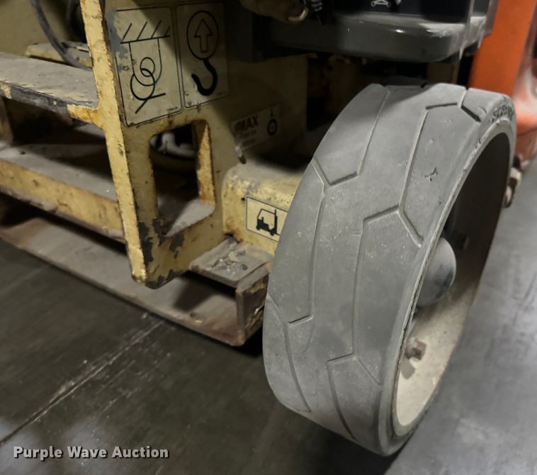 image for item MV9033 JLG 1930ES scissor lift