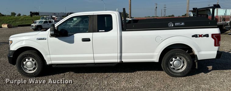 image for item MV9035 2016 Ford F150 SuperCab pickup truck