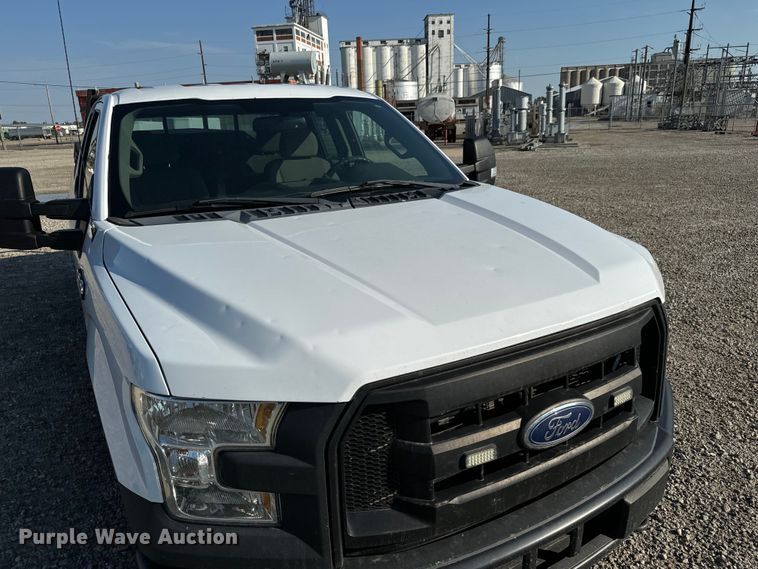 image for item MV9035 2016 Ford F150 SuperCab pickup truck