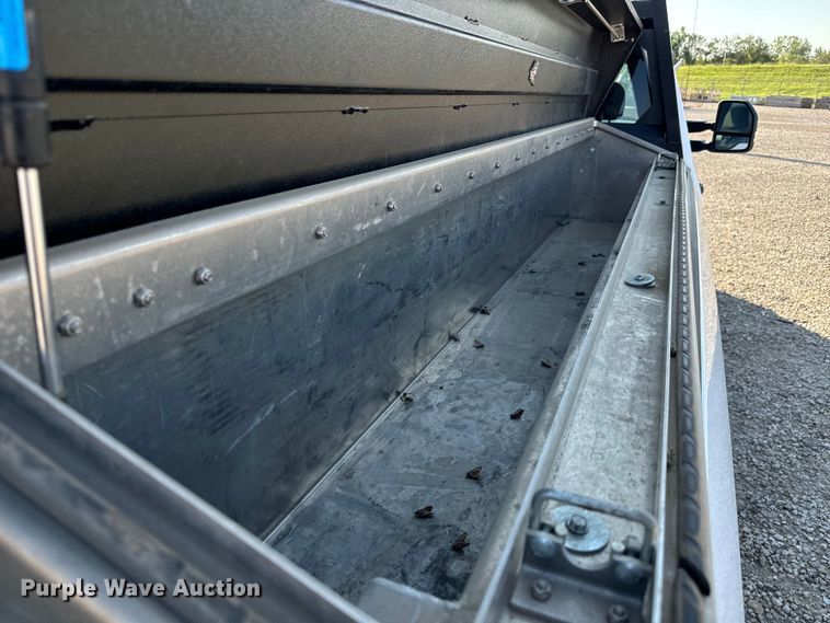 image for item MV9035 2016 Ford F150 SuperCab pickup truck