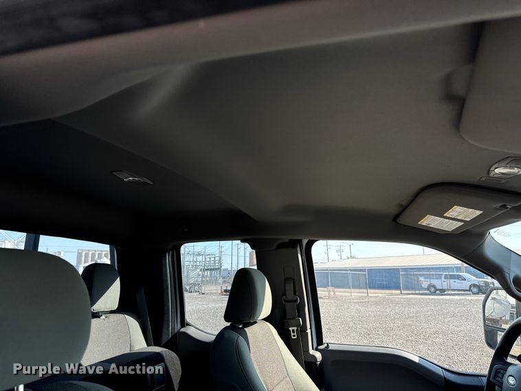 image for item MV9035 2016 Ford F150 SuperCab pickup truck