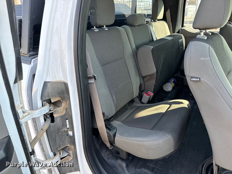 image for item MV9035 2016 Ford F150 SuperCab pickup truck