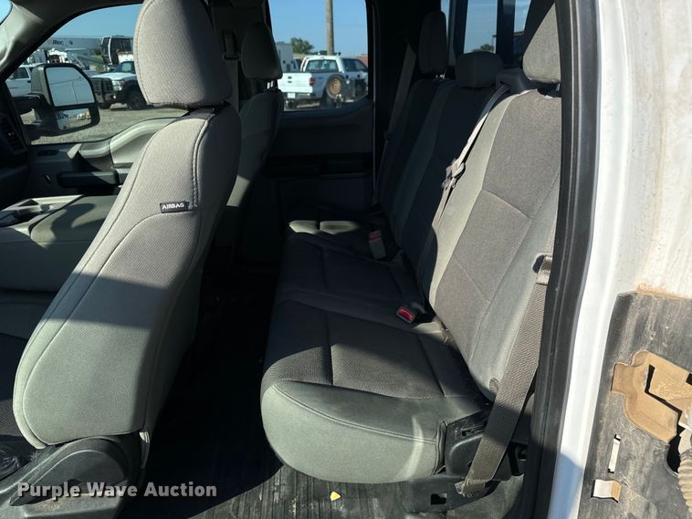 image for item MV9035 2016 Ford F150 SuperCab pickup truck