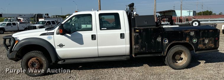 image for item MV9036 2016 Ford F550 Crew Cab flatbed truck