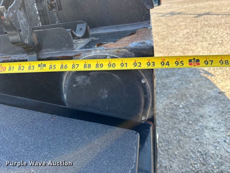 image for item MV9036 2016 Ford F550 Crew Cab flatbed truck