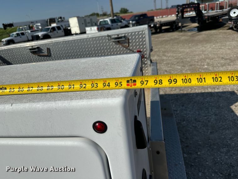 image for item MV9037 2015 Ford F250 Super Duty Crew Cab utility bed pickup truck