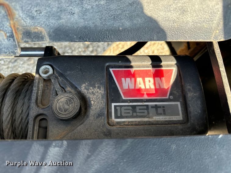 image for item MV9038 2013 Ford F450 Super Duty Crew Cab flatbed truck