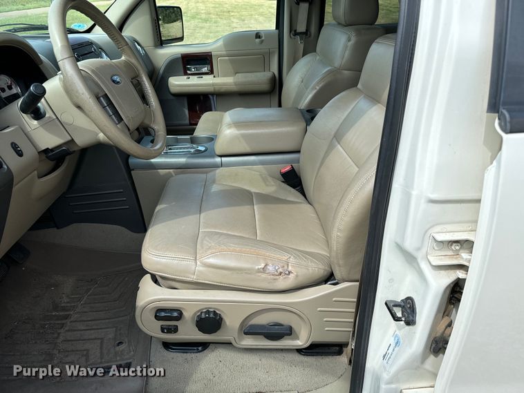 image for item MV9039 2008 Ford F150 Lariat SuperCrew pickup truck