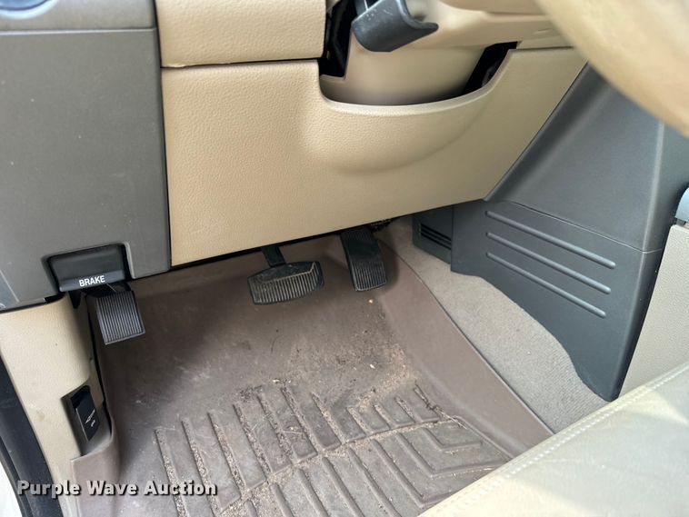 image for item MV9039 2008 Ford F150 Lariat SuperCrew pickup truck