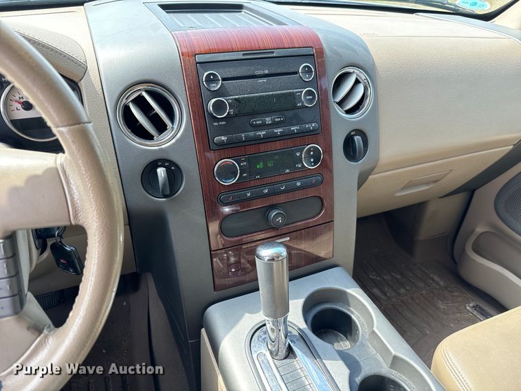 image for item MV9039 2008 Ford F150 Lariat SuperCrew pickup truck