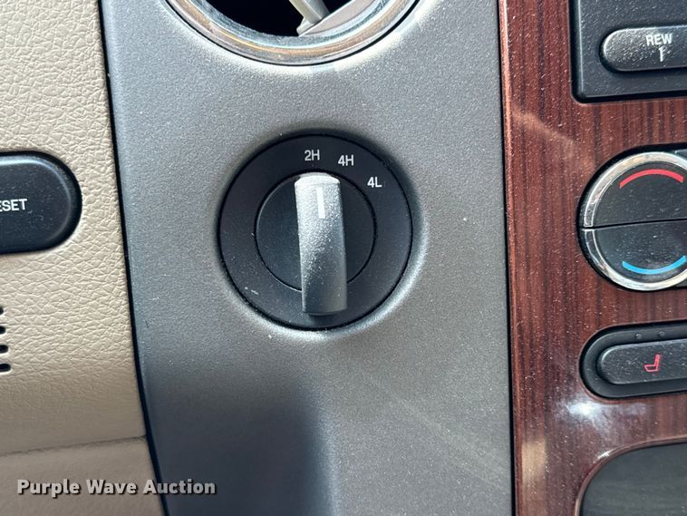 image for item MV9039 2008 Ford F150 Lariat SuperCrew pickup truck