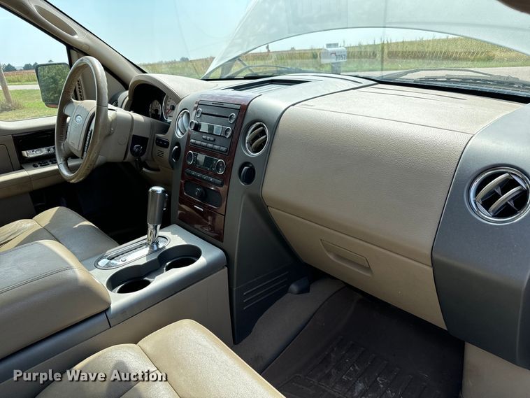 image for item MV9039 2008 Ford F150 Lariat SuperCrew pickup truck