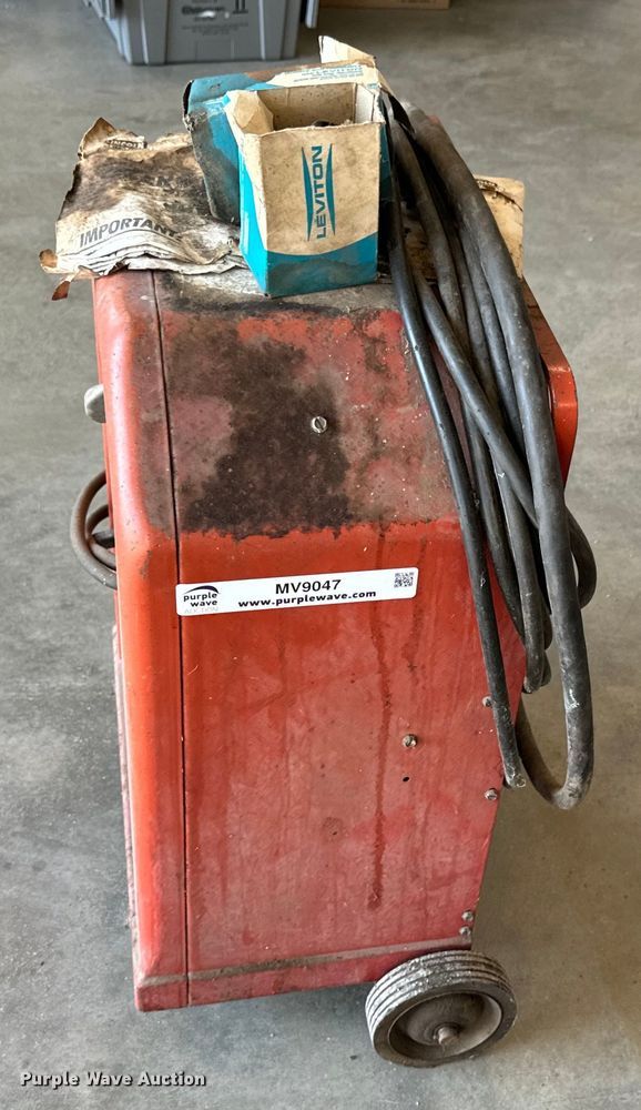 image for item MV9047 Tools