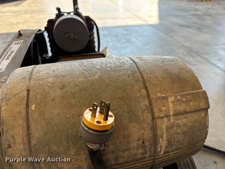 image for item MV9047 Tools