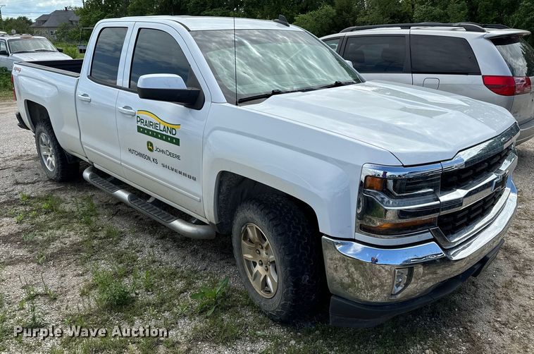 image for item ND9335 2018 Chevrolet Silverado 1500 Double Cab pickup truck