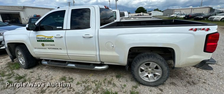 image for item ND9335 2018 Chevrolet Silverado 1500 Double Cab pickup truck